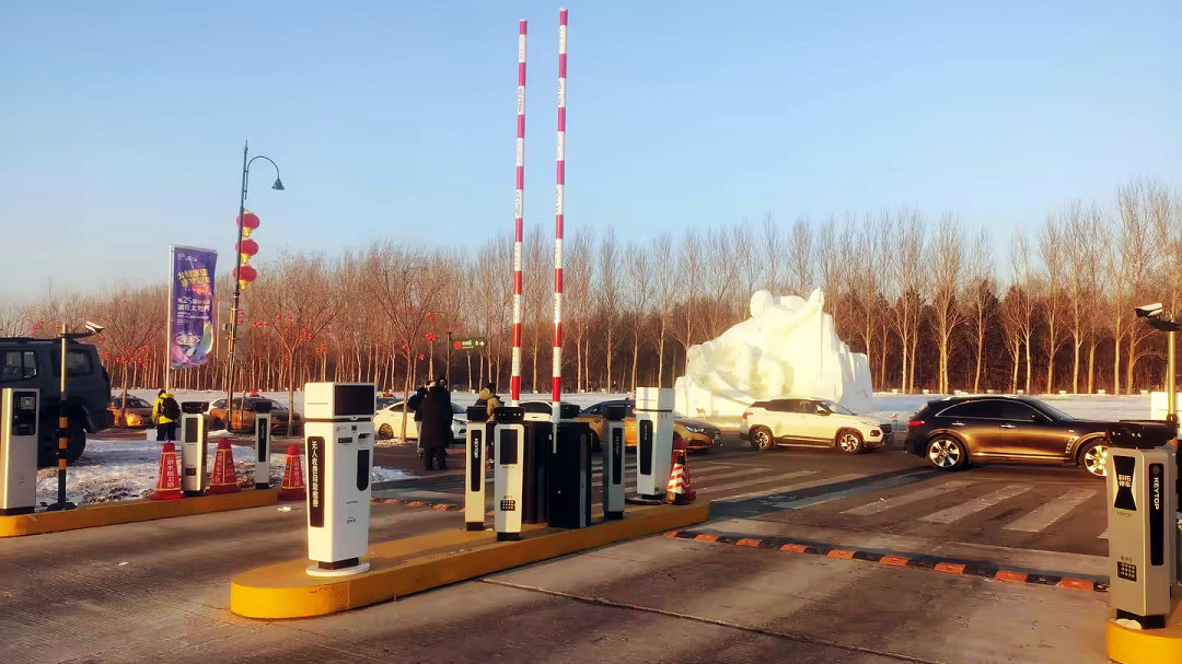 “爾濱”強勢出圈，科拓智慧停車(chē)助力多個(gè)景區迎接“八方來(lái)客”